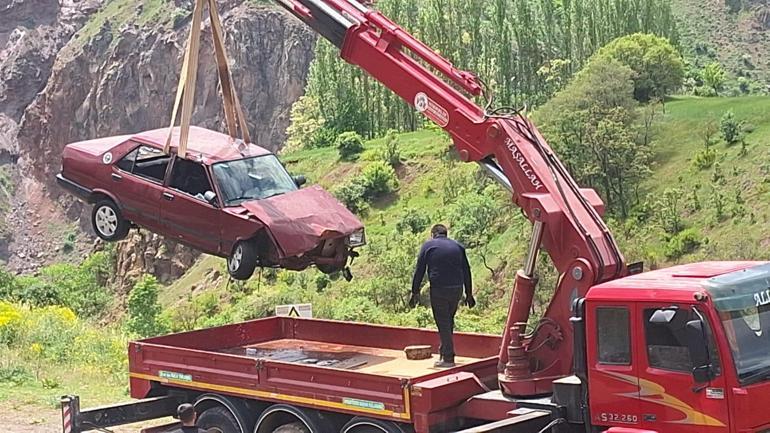 Giresunda otomobilin düştüğü kanalda kaybolan 2 kişinin cansız bedenleri bulundu