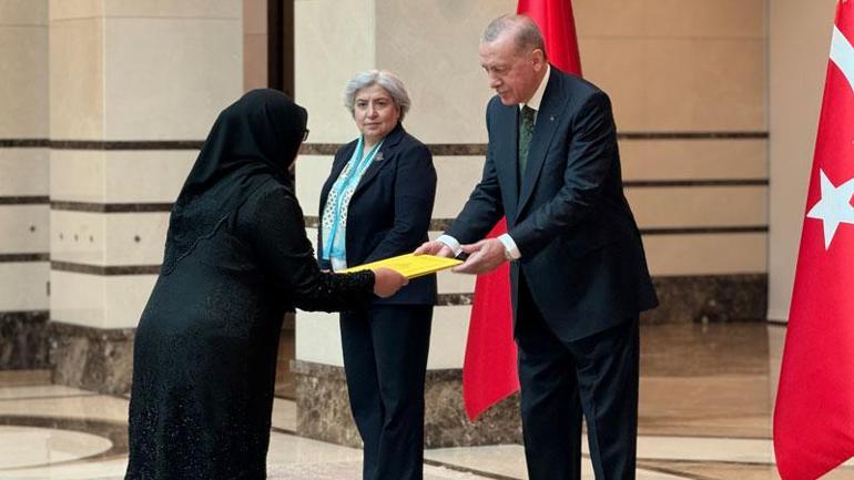 Cumhurbaşkanı Erdoğana 3 ülkenin büyükelçisinden güven mektubu