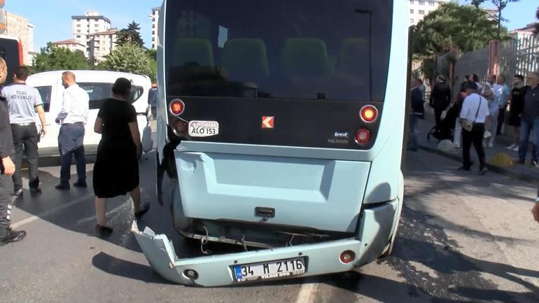 Kadıköy Evlendirme Dairesi önünde zincirleme kaza: 3 yaralı