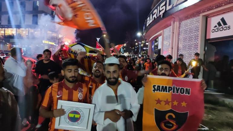 Galatasarayın şampiyonluğu coşkuyla kutlandı