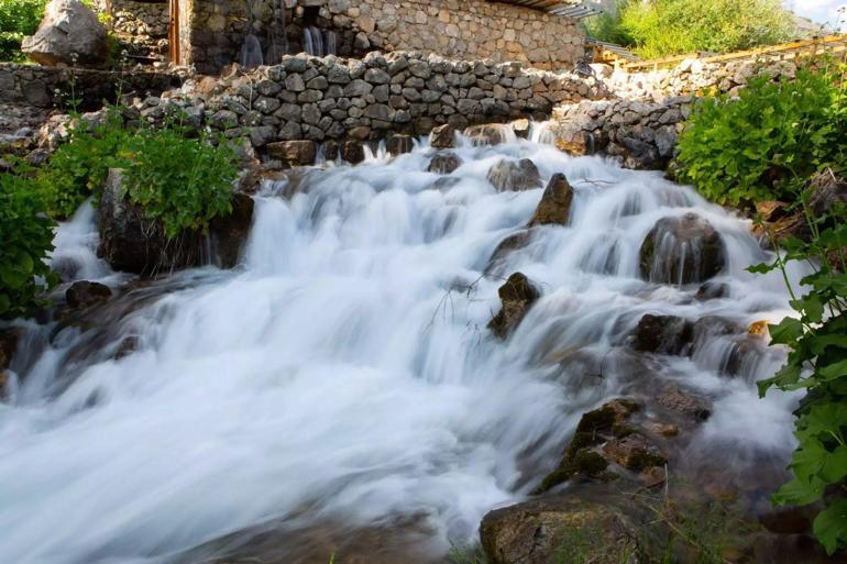 Tunceli’deki Munzur Gözeleri’nde piknik, yüzme ve kamp yasağı