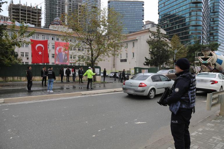 İstanbulda okul önlerinde yapılan denetimde aranan 3 bin 708 kişi yakalandı