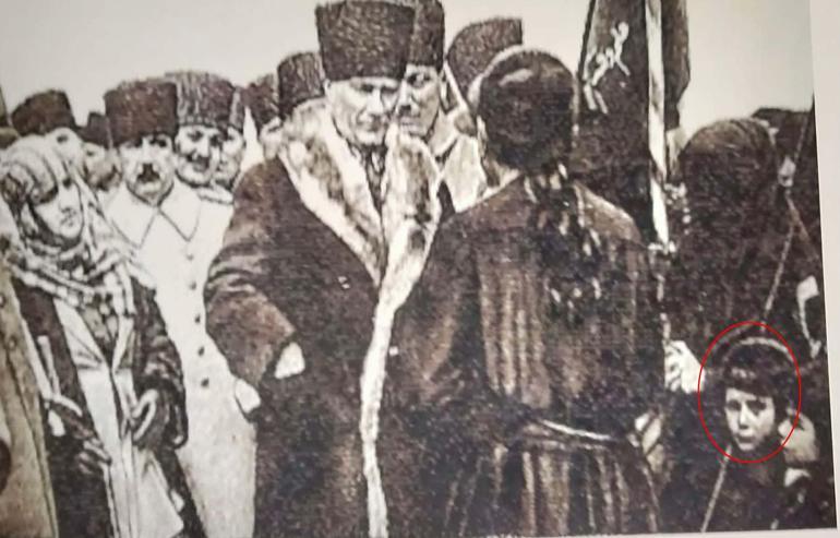 Atatürkün tavsiyesiyle öğretmen olan Sabiha Özar, son yolculuğuna uğurlandı