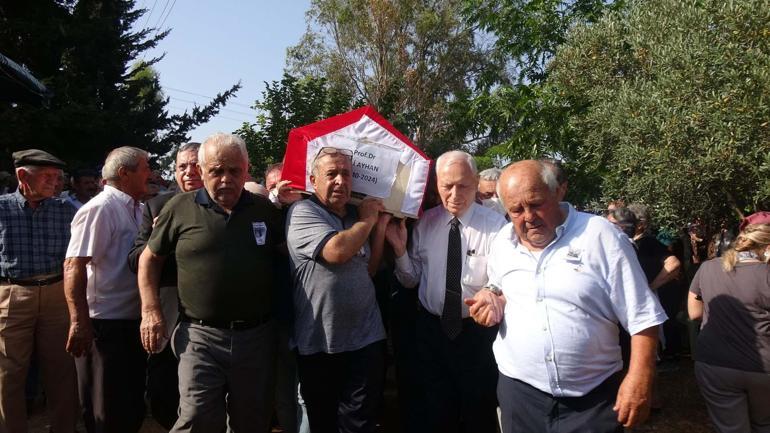 Prof. Dr. Ali Ayhan, memleketi Anamurda toprağa öerildi