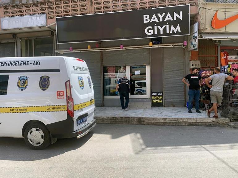 Motosikletle gelip, kadın giyim mağazasına ateş açtılar; 14 kurşun isabet etti