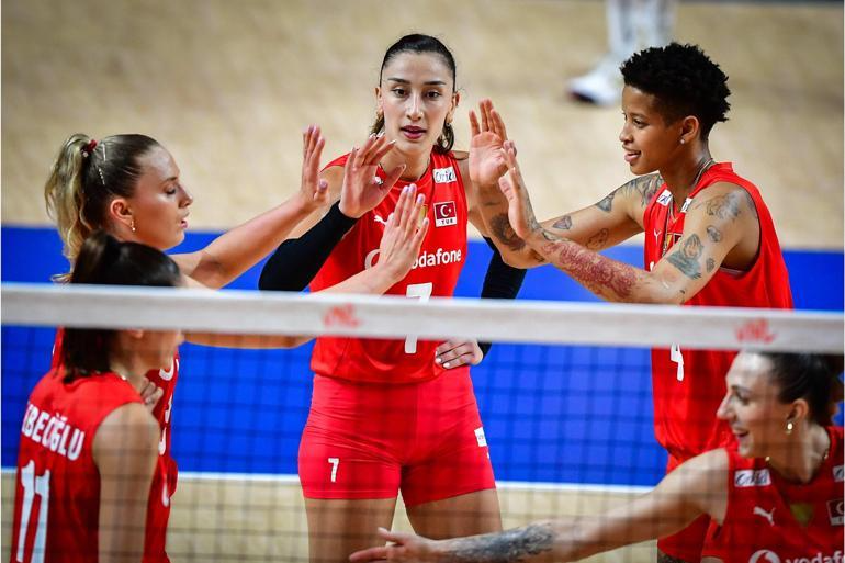 A Milli Kadın Voleybol Takımı, Milletler Liginde finallere kalmayı garantiledi