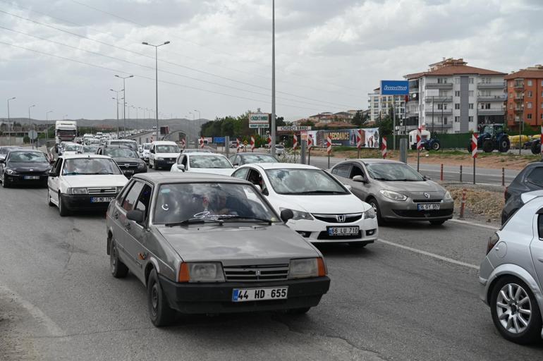 Kilit kavşak Kırıkkalede, bayram yoğunluğu başladı