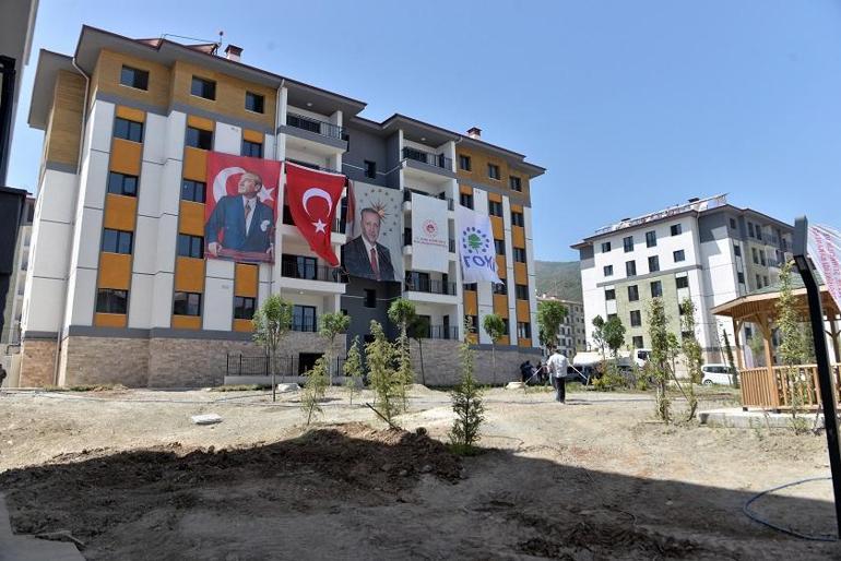 Cevdet Yılmaz: 2025 yılının sonunda hak sahiplerinin konut ve iş yerleri teslim edilecek