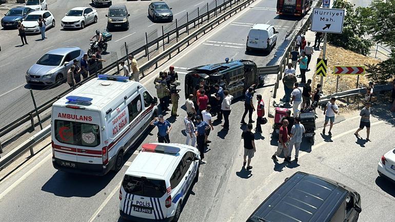 Pendik’te hafif ticari araç bariyere ok gibi saplandı