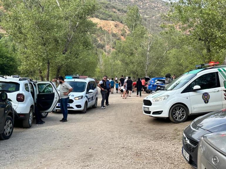 Tunceli’ye son bir haftada nüfusun yarısı kadar araç, iki katına yakın turist geldi