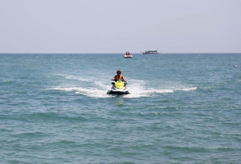 Jet skide ehliyet aranmıyor, can yeleksiz ve yüzme bilmeyenlere yasak