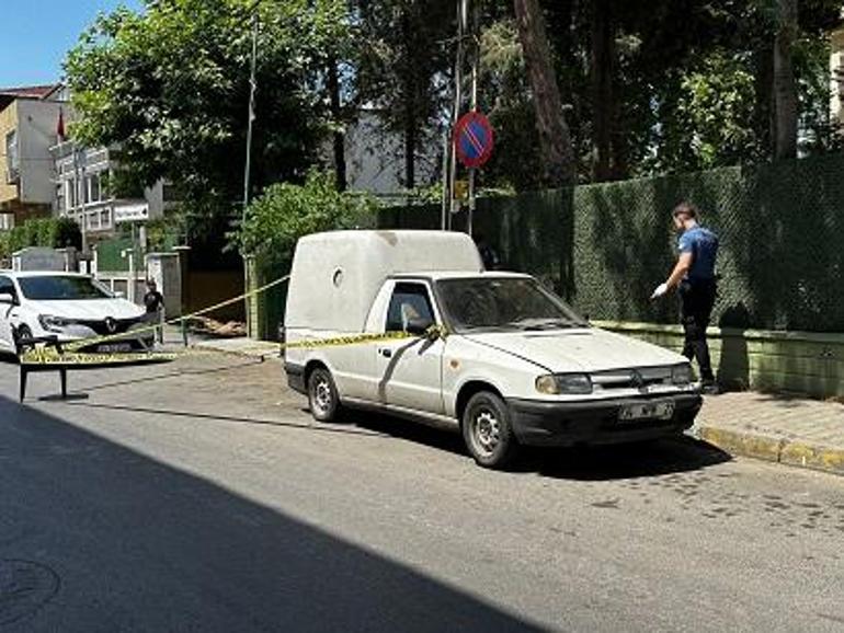 Ataşehirde 10 yıldır yaşadığı aracında ölü bulundu