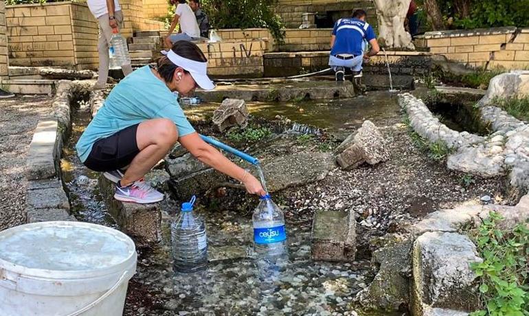 Damacana su fiyatı artınca membada sıra oluştu