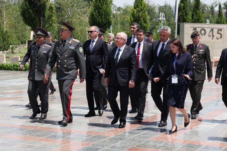 Bakan Güler, Özbekistan Cumhurbaşkanı Mirziyoyev ile görüştü