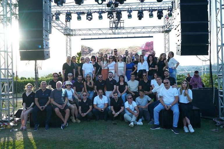 Borachart, İstanbul’da ‘Yaza Merhaba’ partisi düzenledi