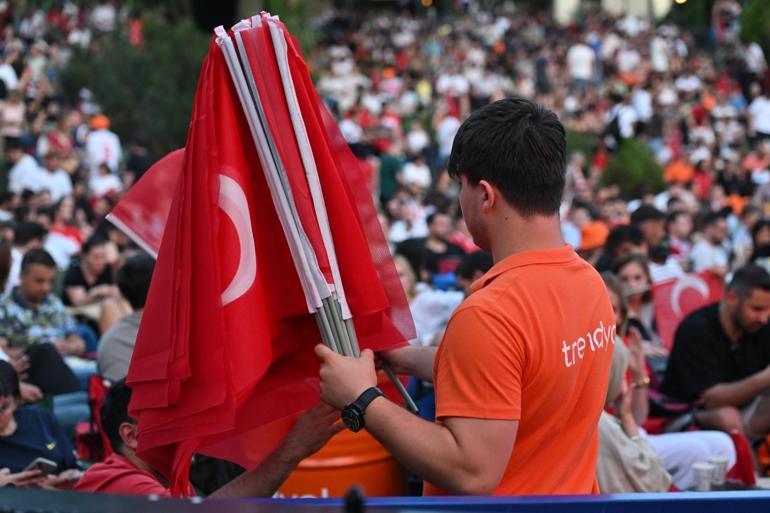 Hollanda-Türkiye maçı Trendyol sponsorluğunda dev ekranda izlenecek