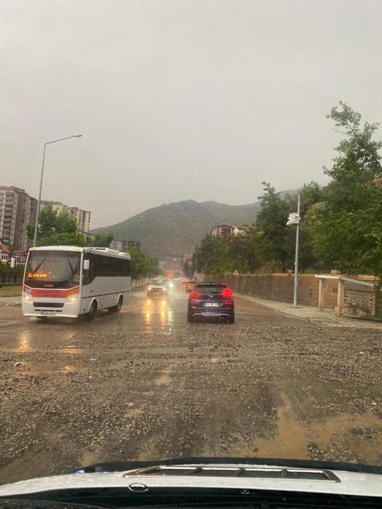 Gümüşhanede etkili olan sağanak, taşkın ve sele neden oldu