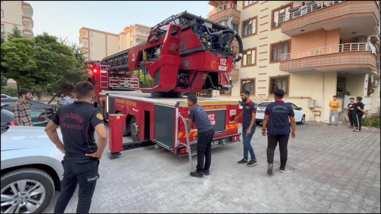 Babasına ulaşamayan oğlunun ihbarıyla eve giren itfaiye, cesetle karşılaştı