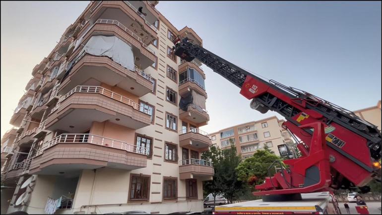 Babasına ulaşamayan oğlunun ihbarıyla eve giren itfaiye, cesetle karşılaştı