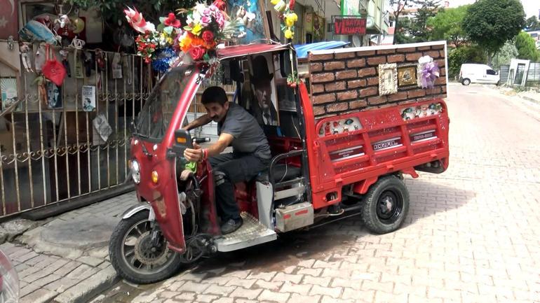 Avcılarda atık topladığı motosikleti çiçeklerle süsledi