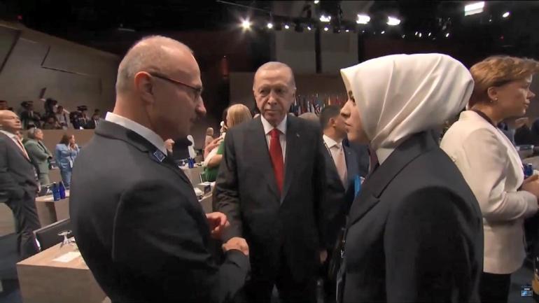 Cumhurbaşkanı Erdoğan, NATO Aile Fotoğrafı çekimine katıldı