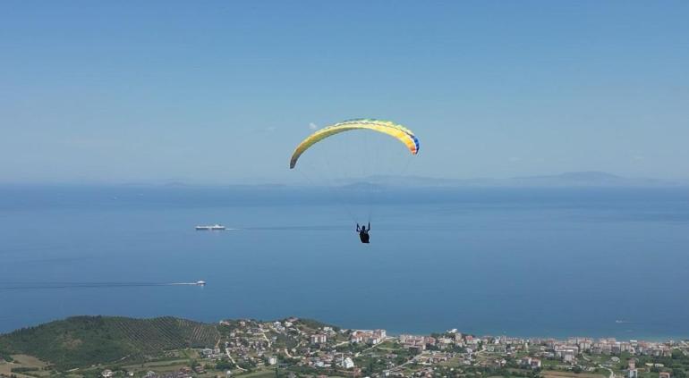 Marmara Bölgesi Yamaç Paraşütü Yarışması Yalova’da gerçekleştirildi