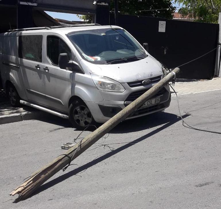 Avcılarda geri kayan minibüs restoranın kapısına çarparak durdu