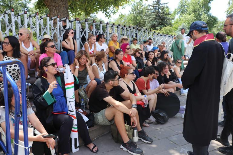 Hayvanseverlerden sahipsiz hayvanlara ilişkin kanun teklifine tepki