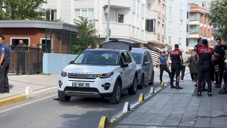 Küçükçekmece’de akrabalar arasında silahlı kavga; 1’i ağır 10 yaralı