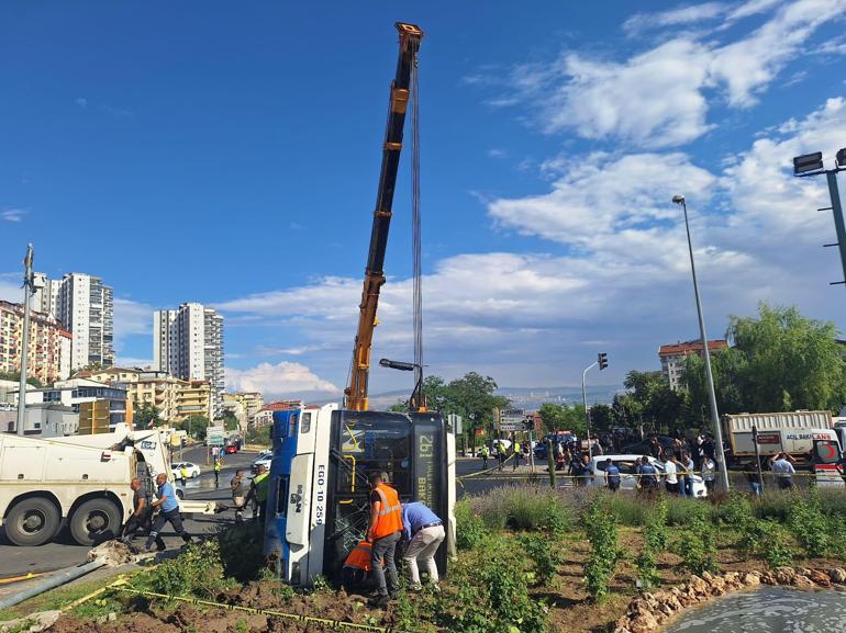 Ankarada belediye otobüsü devrildi: 5 yaralı