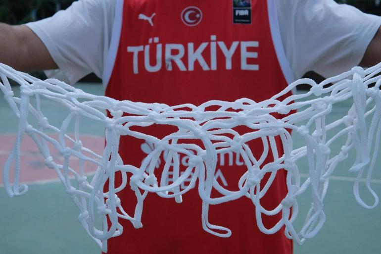 Basketbol tutkunu mühendis, 4 şehirde 100den fazla potaya file taktı