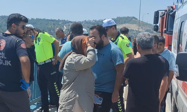 Adanada otomobil göle düştü; sürücü, eşi ve 2 çocuğu öldü