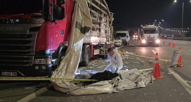 Beykozda hafriyat kamyonu TIRa çarptı: 1 ölü