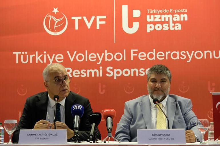 Türk voleyboluna Uzman Posta dokunuşu