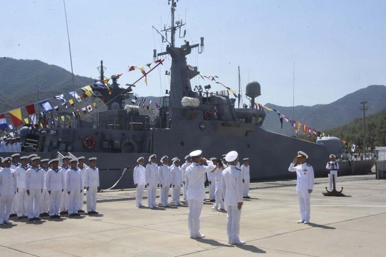 TCG Kuşadası ve TCG Kumkale, Katarda görev yapacak