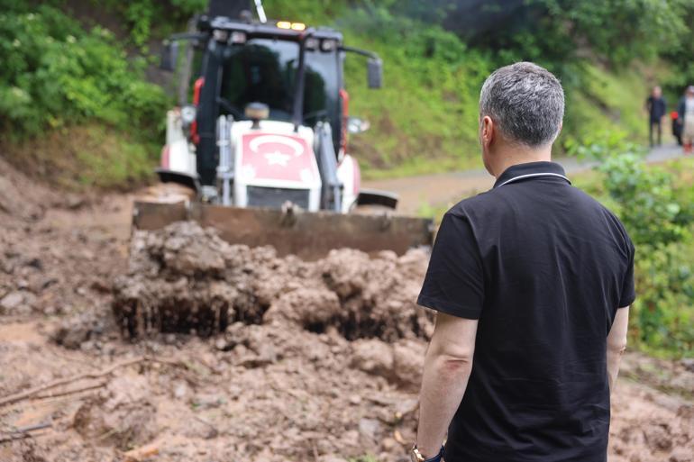 Trabzon’da sağanak, sel, taşkın ve heyelana neden oldu