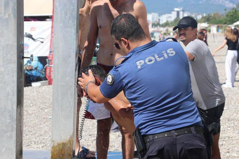 Balta ve neşterle polise direndiler, biber gazıyla etkisiz hale getirildiler