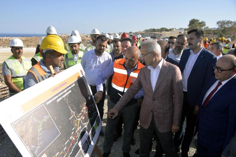 Bakan Uraloğlu: 57 olan aktif havalimanı sayımızı da 61’e çıkaracağız