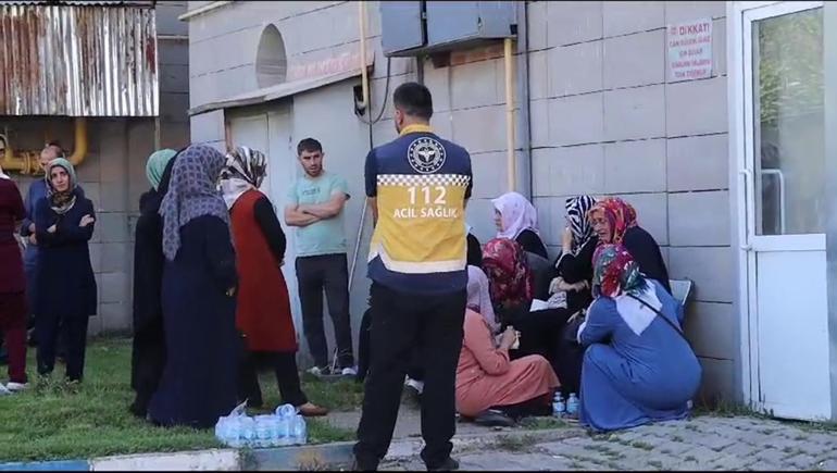 Erzurumda ambulans ile hafif ticari araç çarpıştı: 4 ölü, 1 yaralı