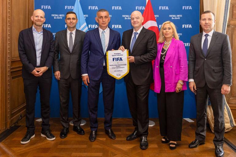 TFF Başkanı Hacıosmanoğlu, Pariste FIFA Başkanı Infantino ile görüştü