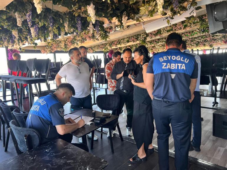 Beyoğlunda eğlence mekanında 3 kadını darbeden şüpheliler yakalandı