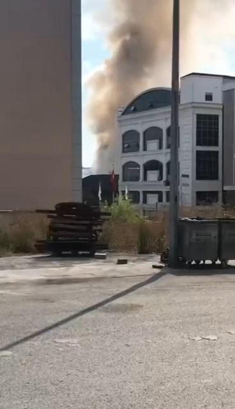 Arnavutköydeki fabrika yangını söndürüldü