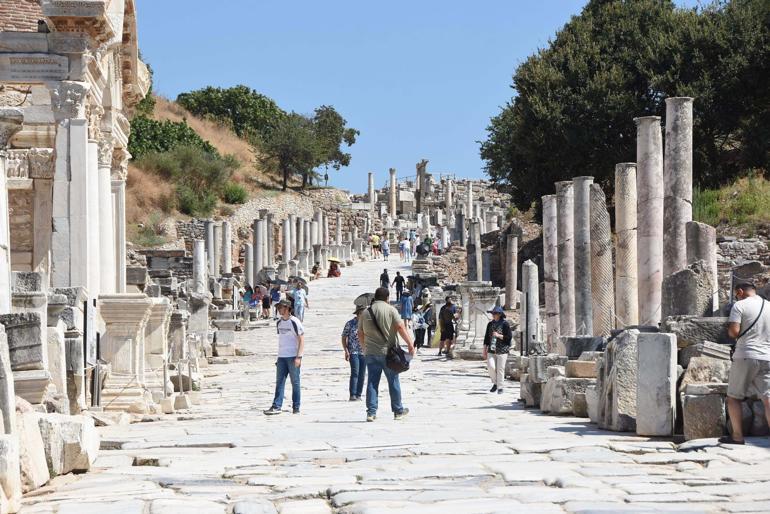 Efes Antik Kenti, ilk 7 ayda en çok ziyaretçi ağırlayan müze