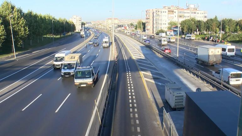 İstanbul’da 3 ayrı noktada yol çalışması trafiği kilitledi