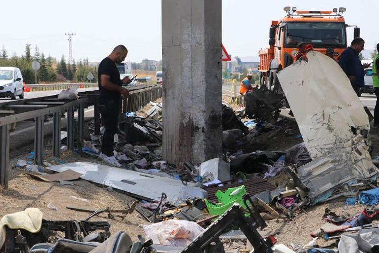 Ankarada yolcu otobüsü, üst geçidin ayağına çarptı: 9 ölü, 27 yaralı