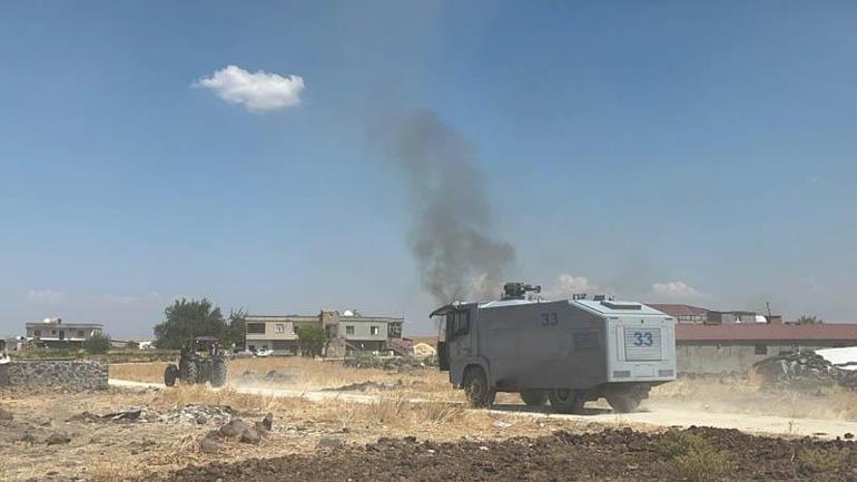 Diyarbakır’da anız yangını; yerleşim yerlerine yaklaşan alevlere TOMA’lı önlem