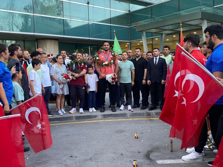 Taha Akgül: Altın madalyayı hakemlerin kararları nedeniyle kaybettim