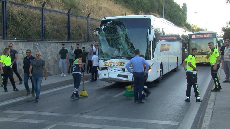 Üsküdar’da şehirlerarası yolcu otobüsü, İETT otobüsüne çarptı: 3 yaralı