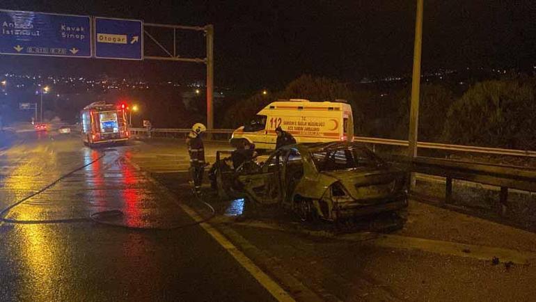 Almanya’ya dönerken çıkan yangında otomobil hurdaya döndü