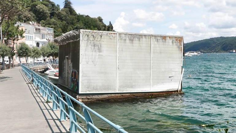 Sarıyerdeki deniz hamamı harabeye döndü